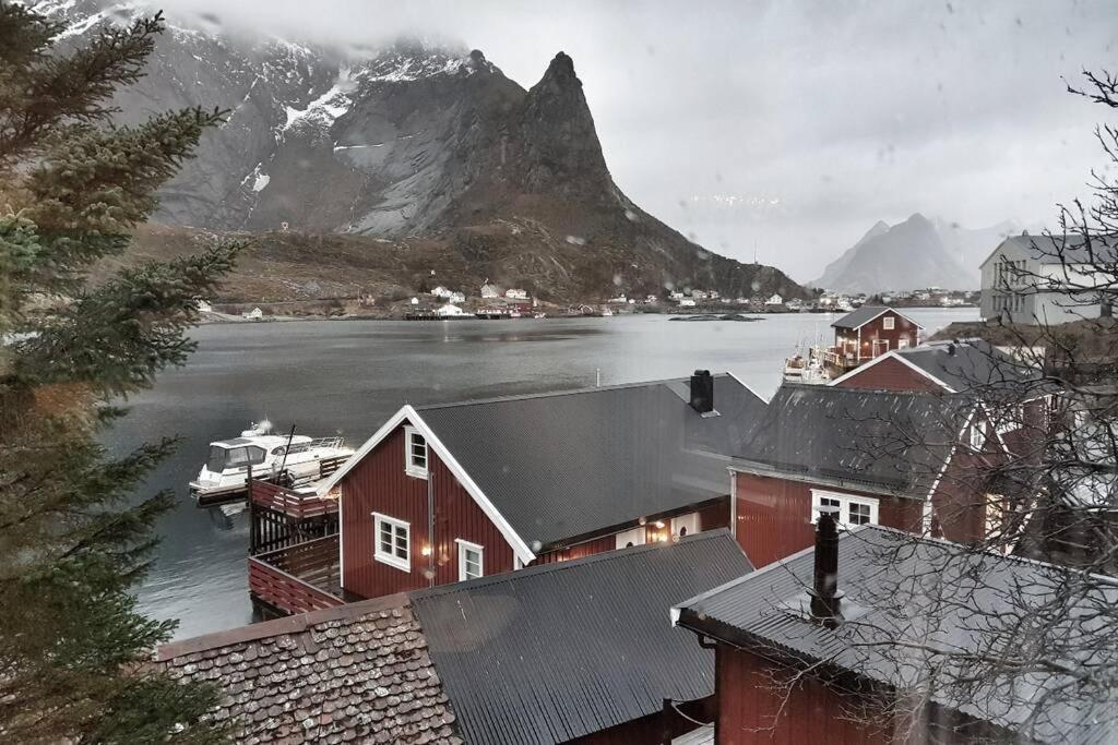 Holiday home Cozy House By The Fjord In The Heart Of Lofoten