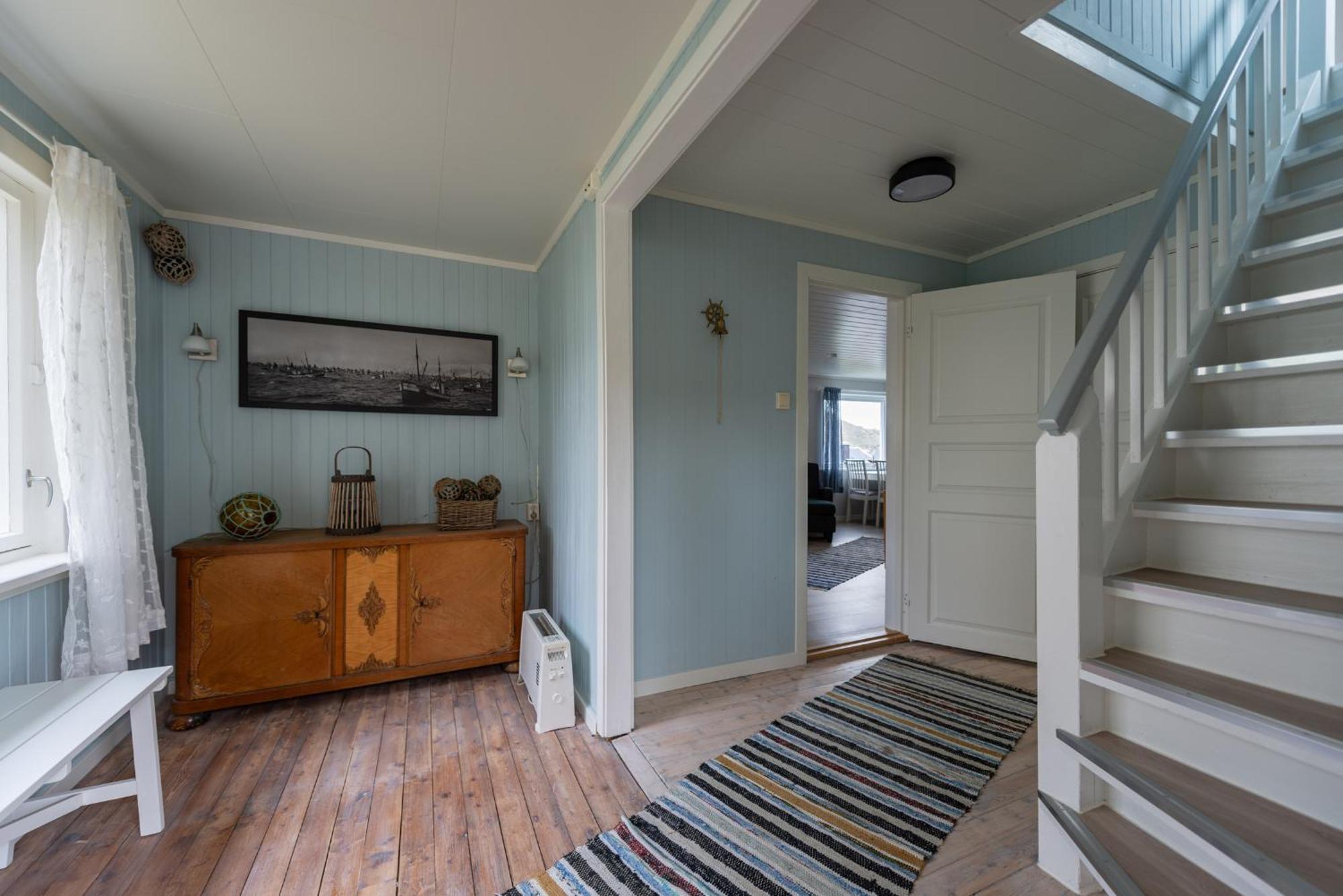 Cozy House By The Fjord In The Heart Of Lofoten Holiday home *